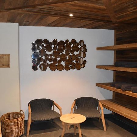 Arc 1950 Refuge du Montagnard: Ski-In/Ski-Out with Mont Blanc Views Les Arcs  Exterior photo