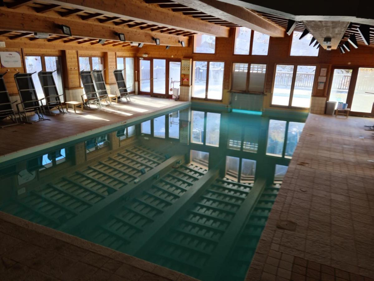 Arc 1950 Refuge du Montagnard: Ski-In/Ski-Out with Mont Blanc Views Les Arcs  Exterior photo